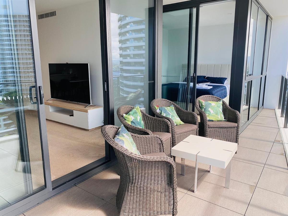 Koko Luxury Apartment In Broadbeach Gold Coast Exterior photo